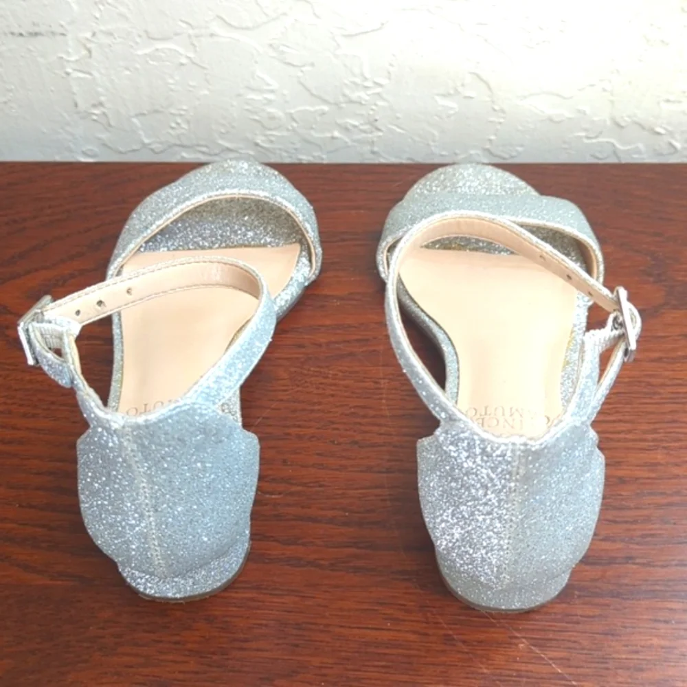 Vince Camuto Girls Pascala Silver Glitter Ankle Strap Block Heel Sandals 11